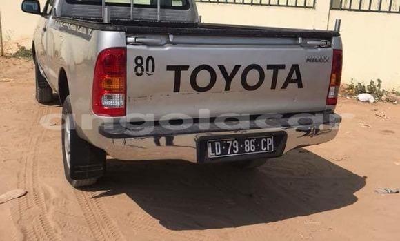 Comprar Usado Toyota Hilux Prata Carro em Luanda em Luanda Province Comprar Usado Toyota Hilux Prata Carro em Luanda em Luanda Province
