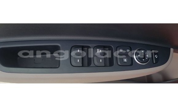 Comprar Importar Hyundai i10 Vermelho Carro em Import - Dubai em Bengo Province Comprar Importar Hyundai i10 Vermelho Carro em Import - Dubai em Bengo Province