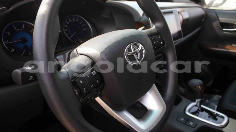 Big with watermark toyota hilux bengo province import dubai 7617