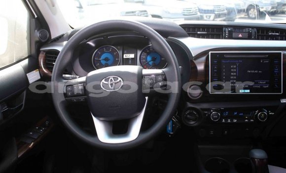 Buy Import Toyota Hilux White Car in Import - Dubai in Bengo Province Buy Import Toyota Hilux White Car in Import - Dubai in Bengo Province