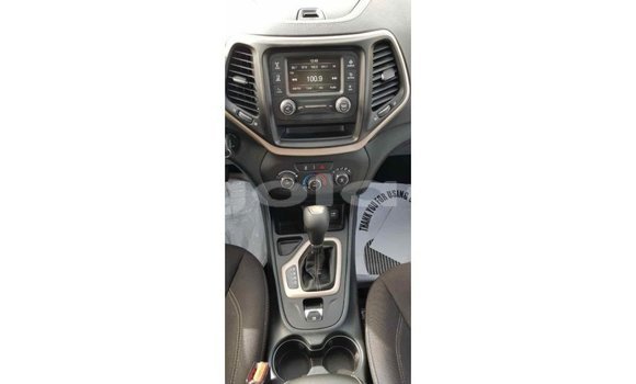 Comprar Importar Jeep Cherokee Azul Carro em Import - Dubai em Bengo Province Comprar Importar Jeep Cherokee Azul Carro em Import - Dubai em Bengo Province