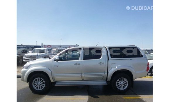Comprar Importar Toyota Hilux Outro Carro em Import - Dubai em Bengo Province Comprar Importar Toyota Hilux Outro Carro em Import - Dubai em Bengo Province