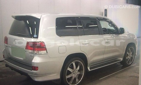 Comprar Importar Toyota Land Cruiser Outro Carro em Import - Dubai em Bengo Province Comprar Importar Toyota Land Cruiser Outro Carro em Import - Dubai em Bengo Province