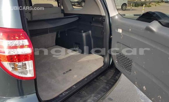 Comprar Importar Toyota RAV4 Verde Carro em Import - Dubai em Bengo Province Comprar Importar Toyota RAV4 Verde Carro em Import - Dubai em Bengo Province