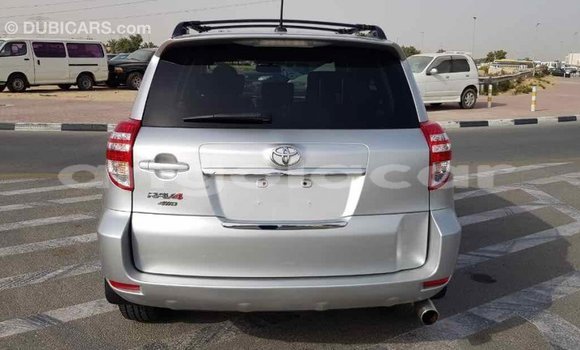 Comprar Importar Toyota RAV4 Outro Carro em Import - Dubai em Bengo Province Comprar Importar Toyota RAV4 Outro Carro em Import - Dubai em Bengo Province