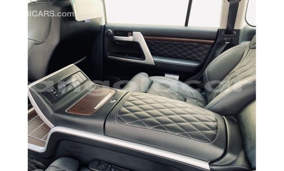 Buy Import Toyota Land Cruiser Black Car in Import - Dubai in Bengo Province Buy Import Toyota Land Cruiser Black Car in Import - Dubai in Bengo Province