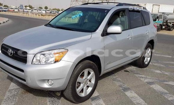 Comprar Importar Toyota RAV4 Outro Carro em Import - Dubai em Bengo Province Comprar Importar Toyota RAV4 Outro Carro em Import - Dubai em Bengo Province