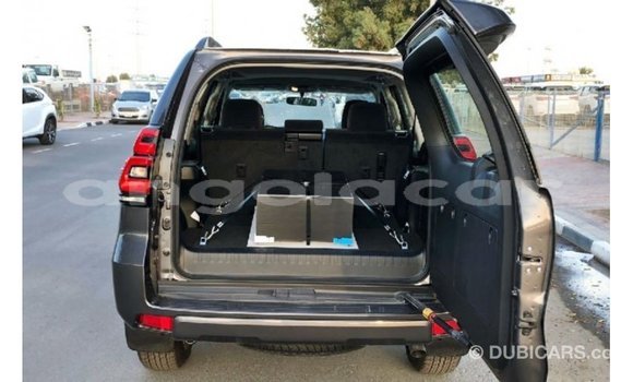 Comprar Importar Toyota Prado Preto Carro em Import - Dubai em Bengo Province Comprar Importar Toyota Prado Preto Carro em Import - Dubai em Bengo Province