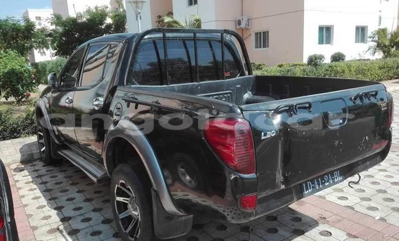 Acheter Occasion Voiture Mitsubishi L200 Noir à Luanda, Province de Luanda
