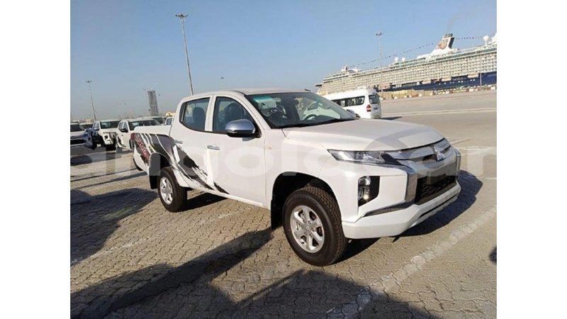 Big with watermark mitsubishi l200 bengo province import dubai 7682