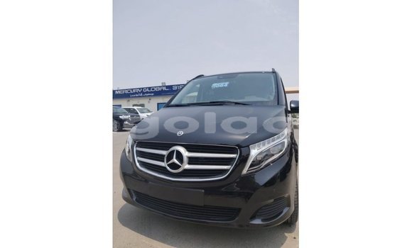 Comprar Importar Mercedes-Benz 250 Preto Carro em Import - Dubai em Bengo Province Comprar Importar Mercedes-Benz 250 Preto Carro em Import - Dubai em Bengo Province