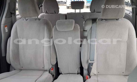 Comprar Importar Toyota Sienna Branco Carro em Import - Dubai em Bengo Province Comprar Importar Toyota Sienna Branco Carro em Import - Dubai em Bengo Province