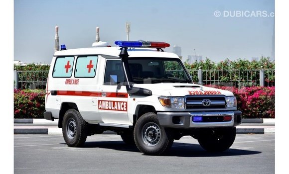 Buy Import Toyota Land Cruiser White Car in Import - Dubai in Bengo Province Buy Import Toyota Land Cruiser White Car in Import - Dubai in Bengo Province