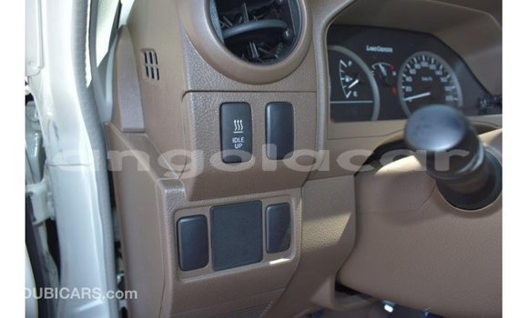 Buy Import Toyota Land Cruiser White Car in Import - Dubai in Bengo Province Buy Import Toyota Land Cruiser White Car in Import - Dubai in Bengo Province