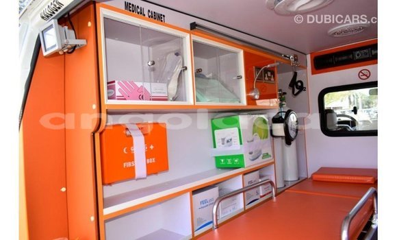 Buy Import Toyota Land Cruiser White Car in Import - Dubai in Bengo Province Buy Import Toyota Land Cruiser White Car in Import - Dubai in Bengo Province