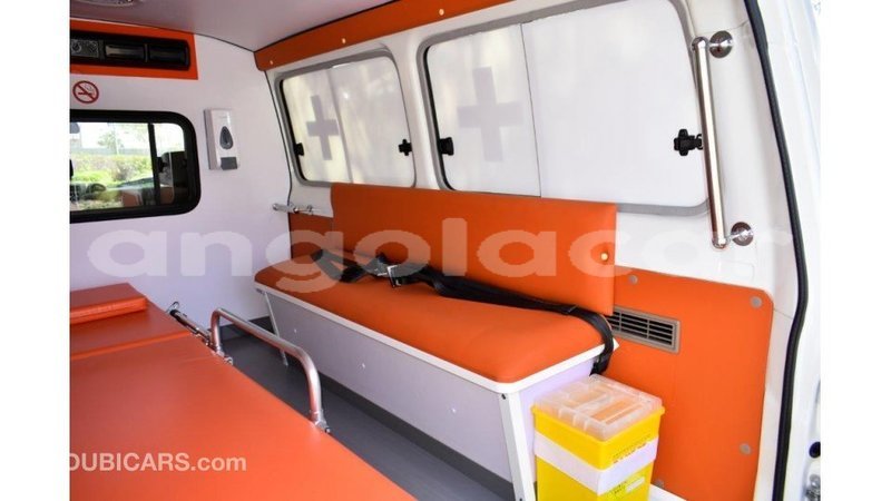 Big with watermark toyota land cruiser bengo province import dubai 7694