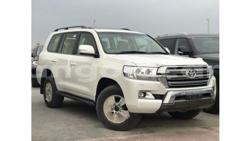 Big with watermark toyota land cruiser bengo province import dubai 7700