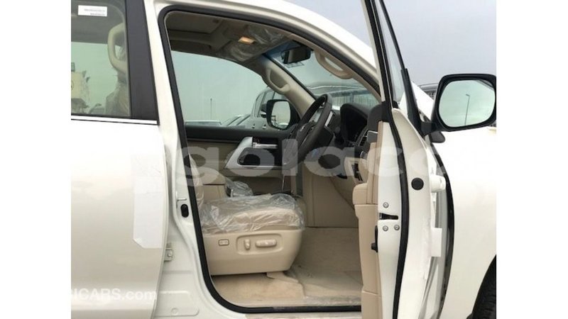Big with watermark toyota land cruiser bengo province import dubai 7700