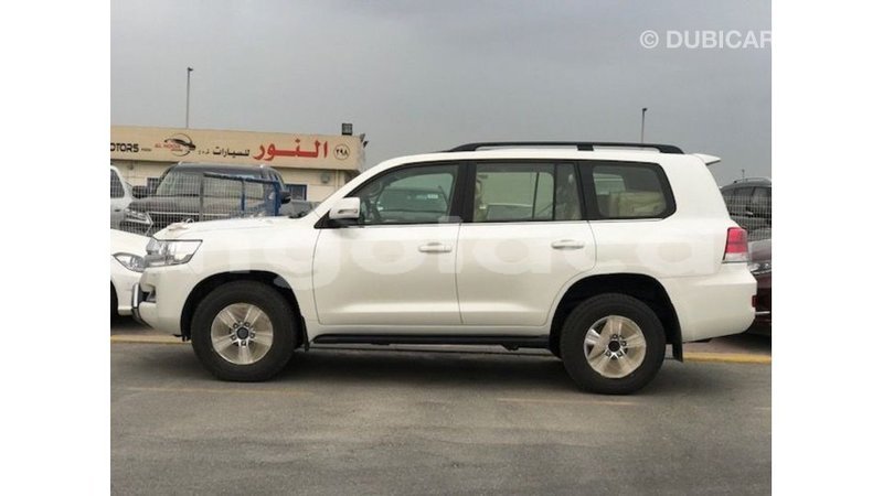Big with watermark toyota land cruiser bengo province import dubai 7700