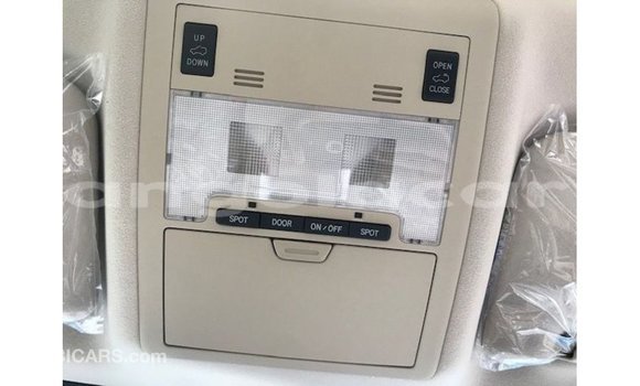 Comprar Importar Toyota Land Cruiser Branco Carro em Import - Dubai em Bengo Province Comprar Importar Toyota Land Cruiser Branco Carro em Import - Dubai em Bengo Province