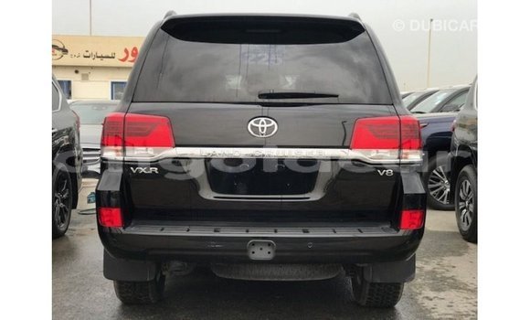 Comprar Importar Toyota Land Cruiser Preto Carro em Import - Dubai em Bengo Province Comprar Importar Toyota Land Cruiser Preto Carro em Import - Dubai em Bengo Province