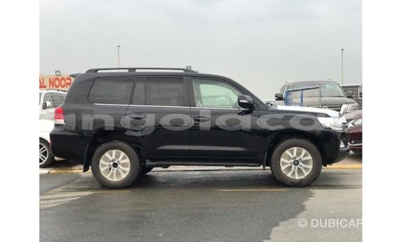Comprar Importar Toyota Land Cruiser Preto Carro em Import - Dubai em Bengo Province Comprar Importar Toyota Land Cruiser Preto Carro em Import - Dubai em Bengo Province