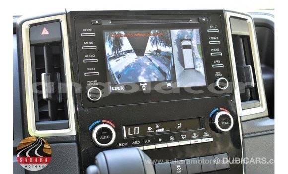 Buy Import Toyota Granvia White Car in Import - Dubai in Bengo Province Buy Import Toyota Granvia White Car in Import - Dubai in Bengo Province