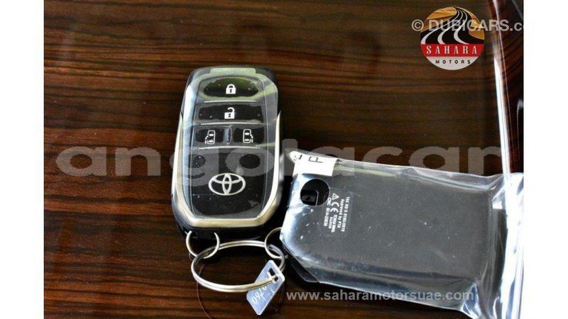 Big with watermark toyota granvia bengo province import dubai 7704