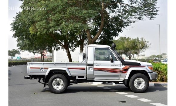 Buy Import Toyota Land Cruiser Other Car in Import - Dubai in Bengo Province Buy Import Toyota Land Cruiser Other Car in Import - Dubai in Bengo Province