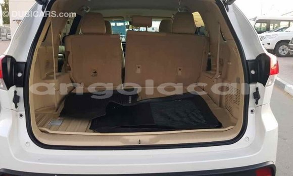 Comprar Importar Toyota Highlander Branco Carro em Import - Dubai em Bengo Province Comprar Importar Toyota Highlander Branco Carro em Import - Dubai em Bengo Province