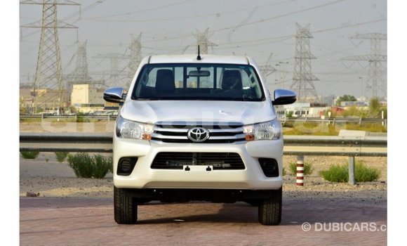 Buy Import Toyota Hilux White Car in Import - Dubai in Bengo Province Buy Import Toyota Hilux White Car in Import - Dubai in Bengo Province