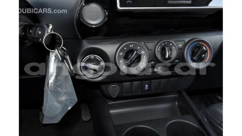 Big with watermark toyota hilux bengo province import dubai 7708