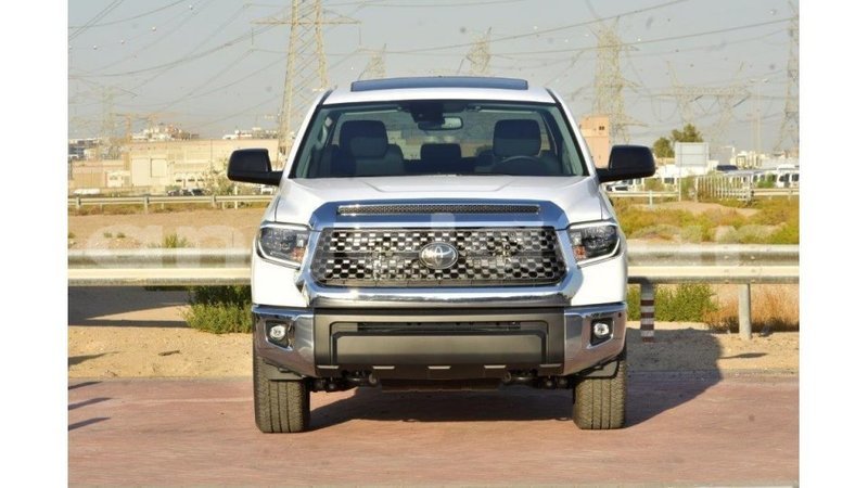 Big with watermark toyota tundra bengo province import dubai 7712
