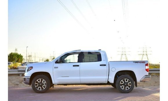 Buy Import Toyota Tundra White Car in Import - Dubai in Bengo Province Buy Import Toyota Tundra White Car in Import - Dubai in Bengo Province