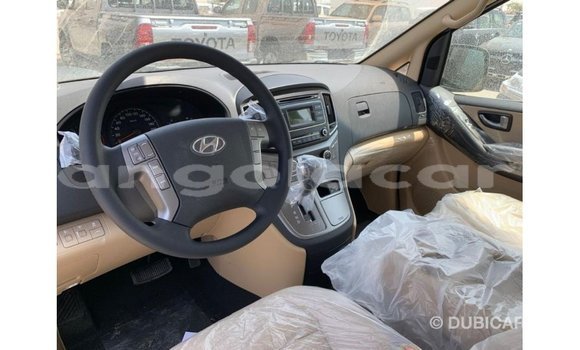 Comprar Importar Hyundai Accent Branco Carro em Import - Dubai em Bengo Province Comprar Importar Hyundai Accent Branco Carro em Import - Dubai em Bengo Province