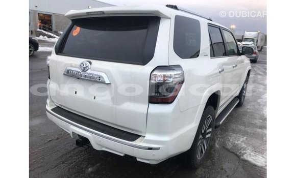 Comprar Importar Toyota 4Runner Branco Carro em Import - Dubai em Bengo Province Comprar Importar Toyota 4Runner Branco Carro em Import - Dubai em Bengo Province