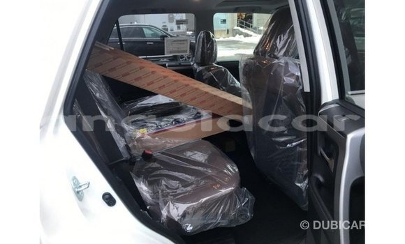 Comprar Importar Toyota 4Runner Branco Carro em Import - Dubai em Bengo Province Comprar Importar Toyota 4Runner Branco Carro em Import - Dubai em Bengo Province