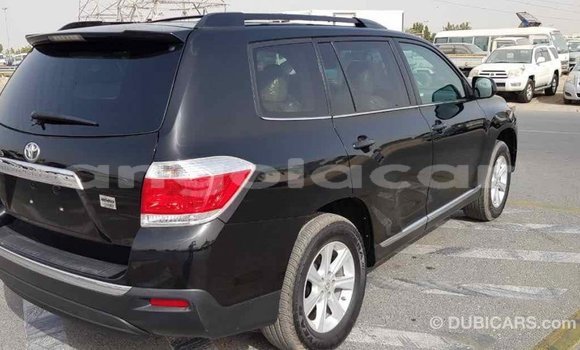Comprar Importar Toyota Highlander Preto Carro em Import - Dubai em Bengo Province Comprar Importar Toyota Highlander Preto Carro em Import - Dubai em Bengo Province