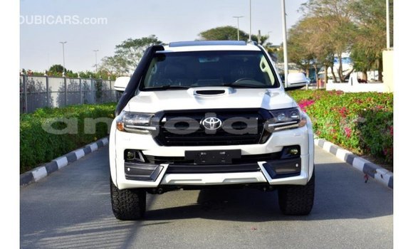 Buy Import Toyota Land Cruiser White Car in Import - Dubai in Bengo Province Buy Import Toyota Land Cruiser White Car in Import - Dubai in Bengo Province