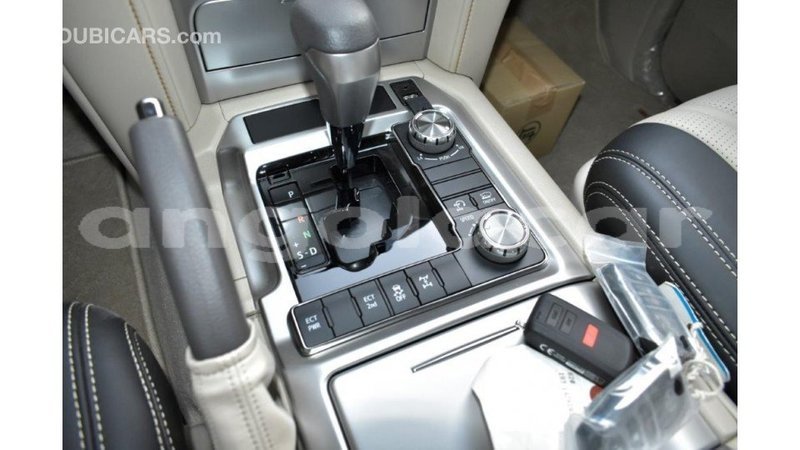 Big with watermark toyota land cruiser bengo province import dubai 7716