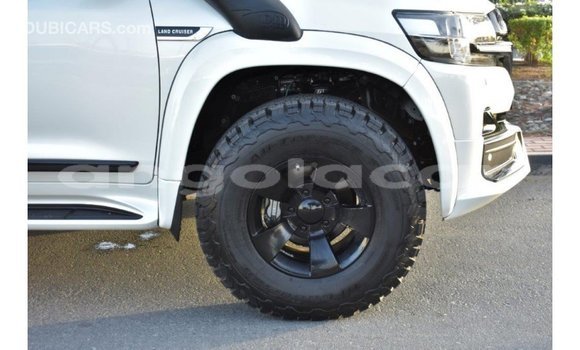 Buy Import Toyota Land Cruiser White Car in Import - Dubai in Bengo Province Buy Import Toyota Land Cruiser White Car in Import - Dubai in Bengo Province