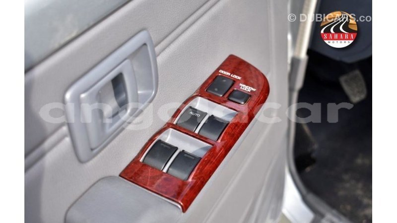 Big with watermark toyota land cruiser bengo province import dubai 7722