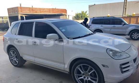 Acheter Occasion Voiture Porsche Cayenne Blanc à Luanda, Province de Luanda