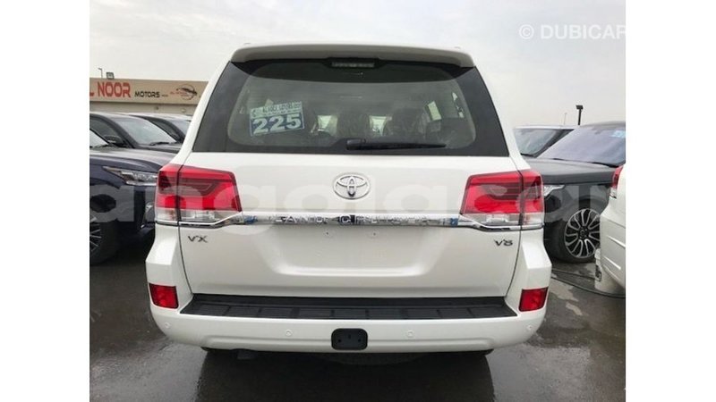 Big with watermark toyota land cruiser bengo province import dubai 7725