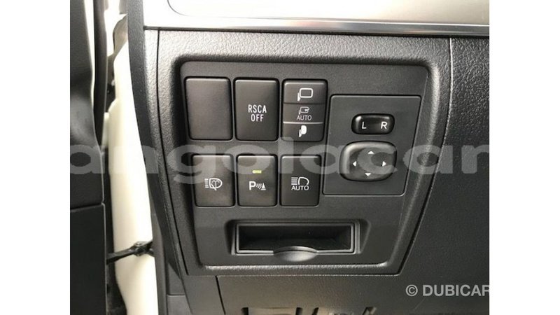 Big with watermark toyota land cruiser bengo province import dubai 7725