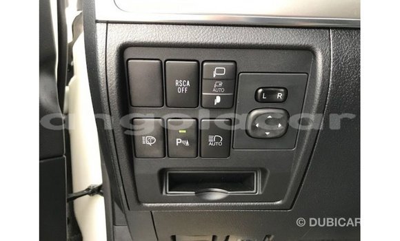 Comprar Importar Toyota Land Cruiser Branco Carro em Import - Dubai em Bengo Province Comprar Importar Toyota Land Cruiser Branco Carro em Import - Dubai em Bengo Province