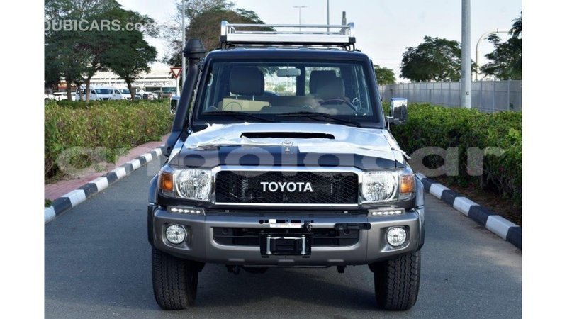 Big with watermark toyota land cruiser bengo province import dubai 7726