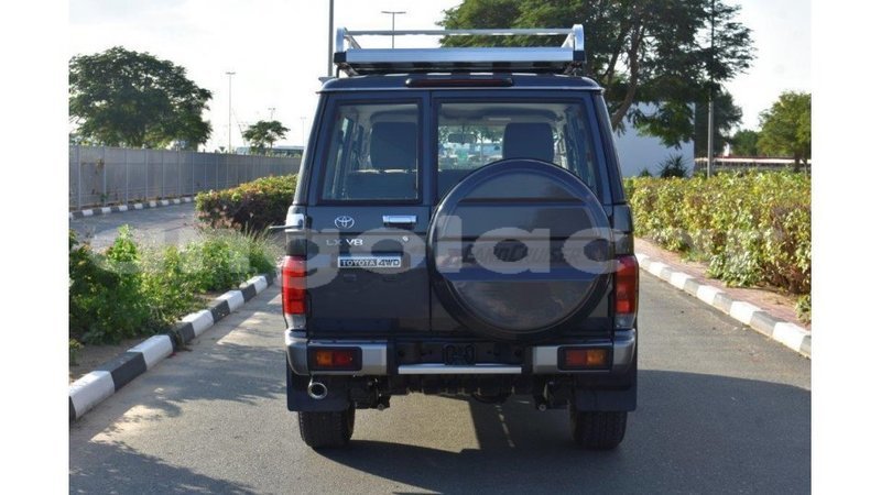 Big with watermark toyota land cruiser bengo province import dubai 7726