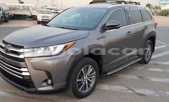 Comprar Importar Toyota Highlander Outro Carro em Import - Dubai em Bengo Province Comprar Importar Toyota Highlander Outro Carro em Import - Dubai em Bengo Province