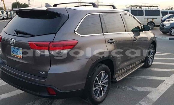 Comprar Importar Toyota Highlander Outro Carro em Import - Dubai em Bengo Province Comprar Importar Toyota Highlander Outro Carro em Import - Dubai em Bengo Province